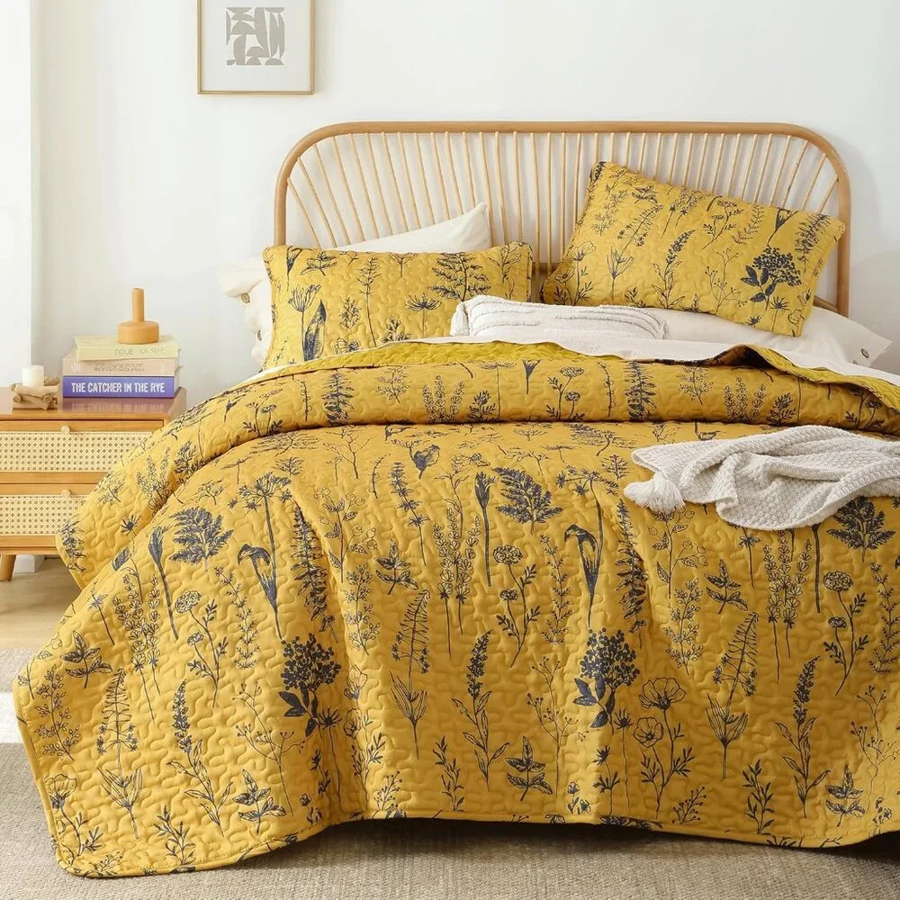 New Quilts Queen Size Ginger Quilt Botanical with Floral Pattern Microfiber